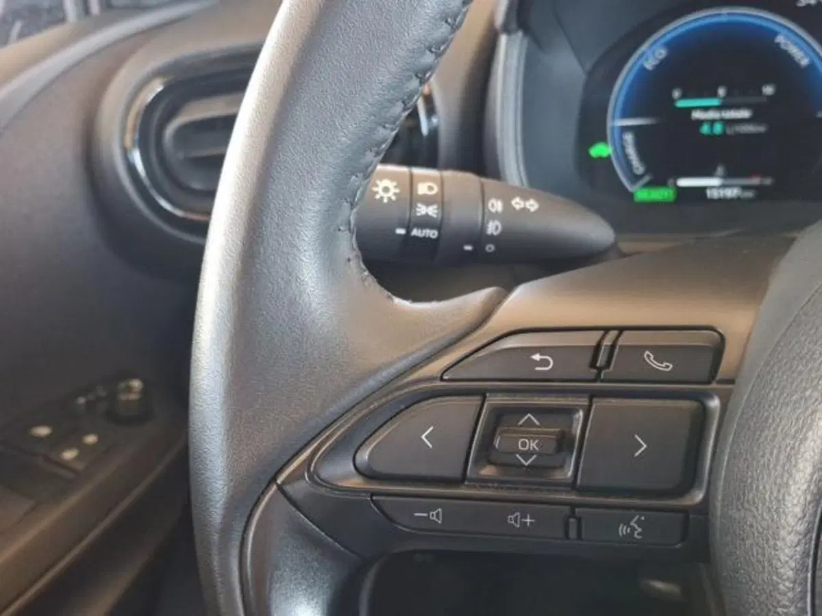 Toyota Yaris Cross usata a Roma (17)