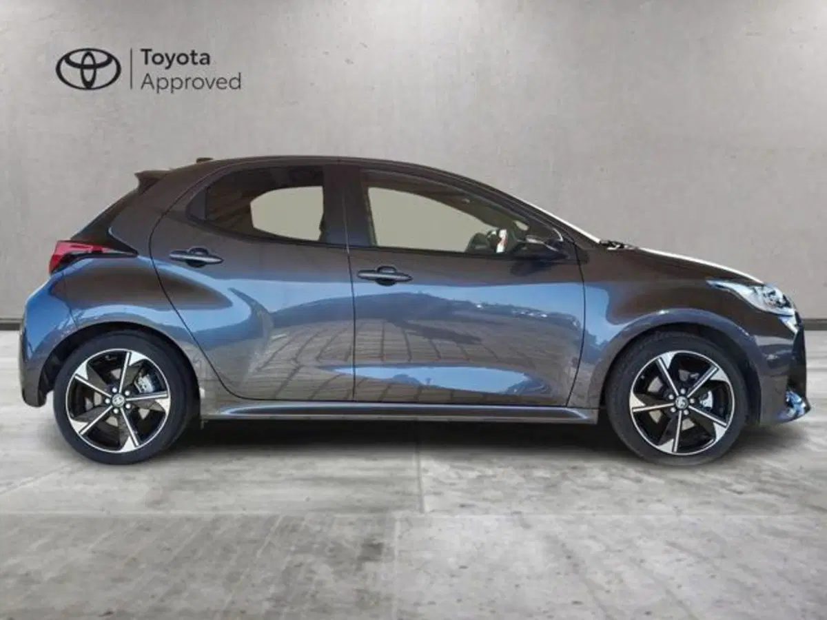 Toyota Yaris Cross usata a Roma (4)
