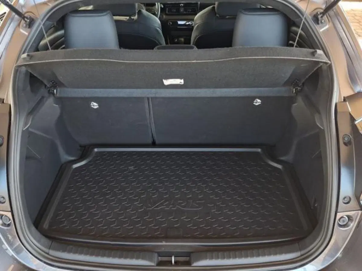 Toyota Yaris Cross usata a Roma (6)