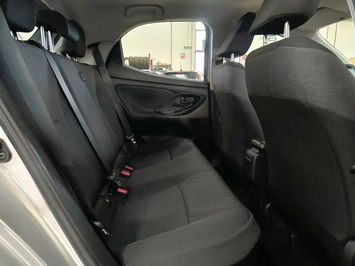 Toyota Yaris Cross usata a Monza e Brianza (11)