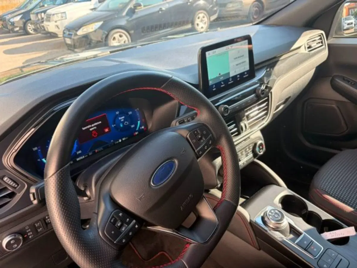 Ford Kuga usata a Lodi (8)