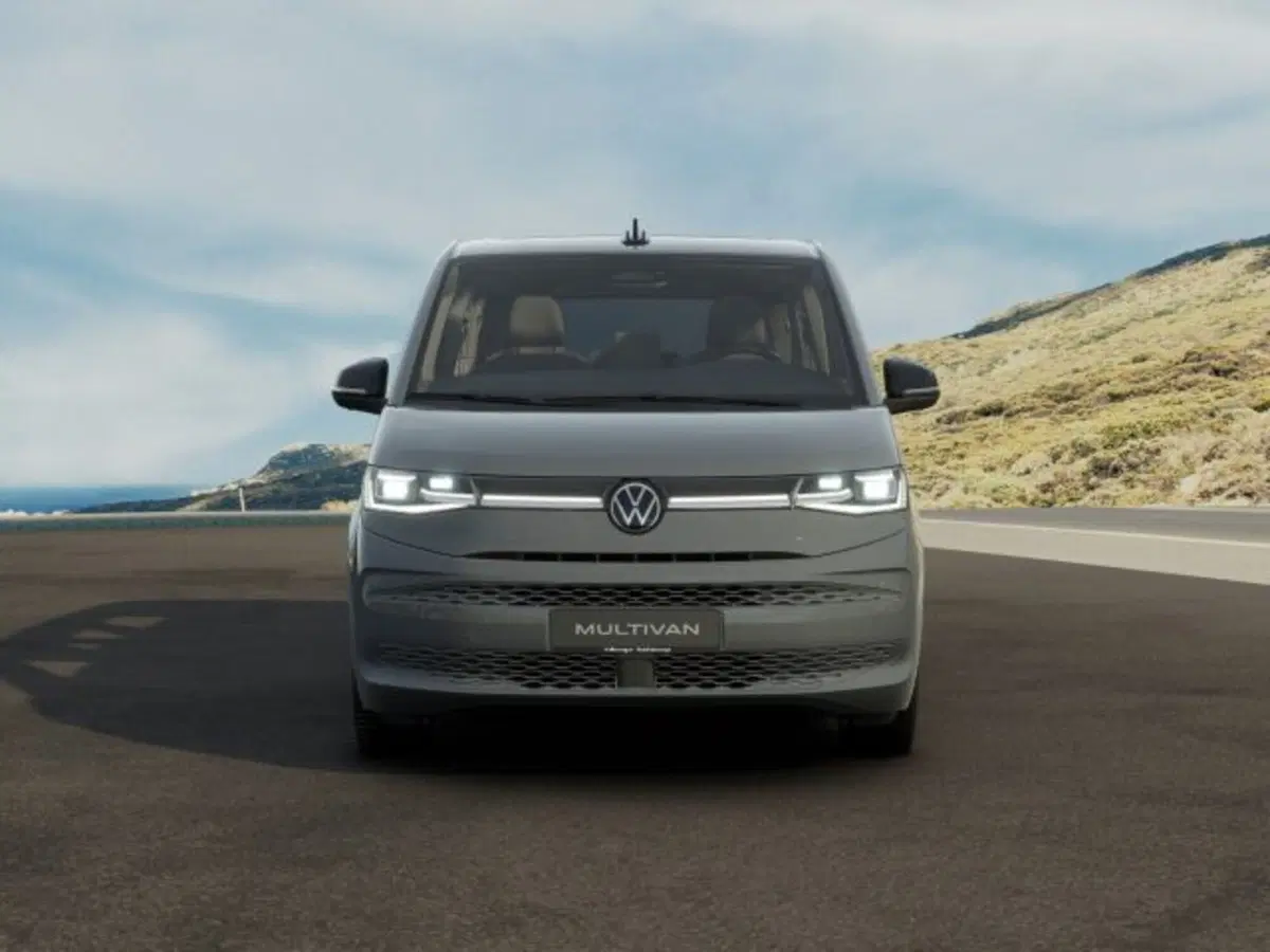 Volkswagen Multivan nuova a Vicenza (8)