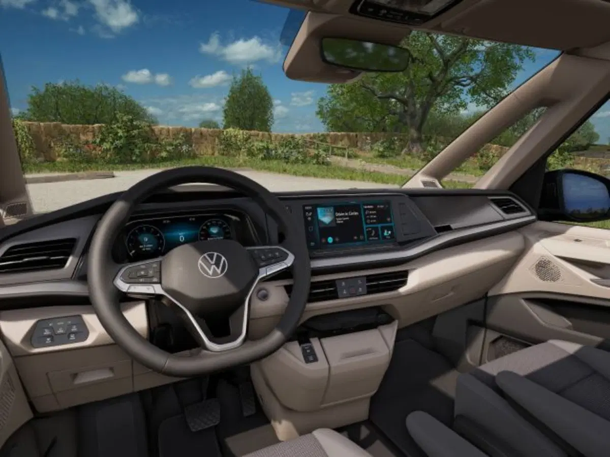 Volkswagen Multivan nuova a Vicenza (9)