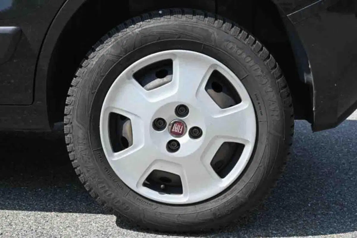 Fiat Fiorino usata a Torino (6)