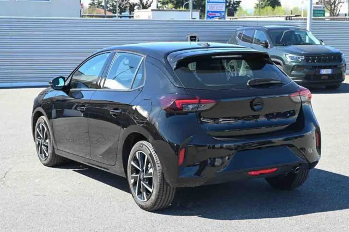 Opel Corsa usata a Torino (4)