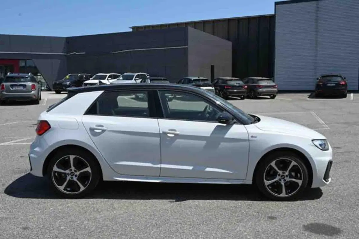 Audi A1 Sportback nuova a Torino (18)