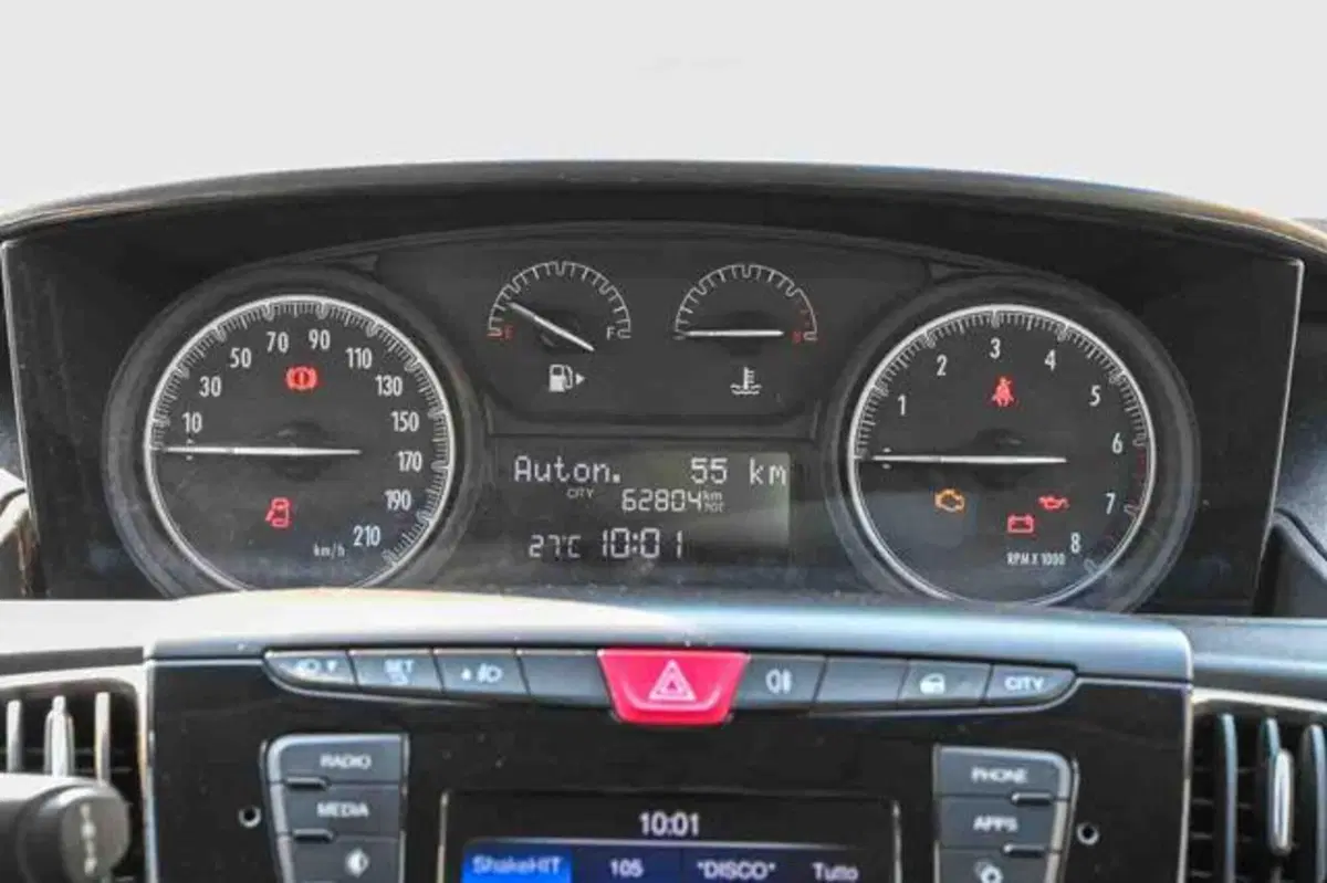 Lancia Ypsilon usata a Torino (13)