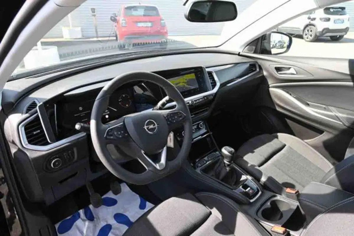 Opel Grandland usata a Torino (8)