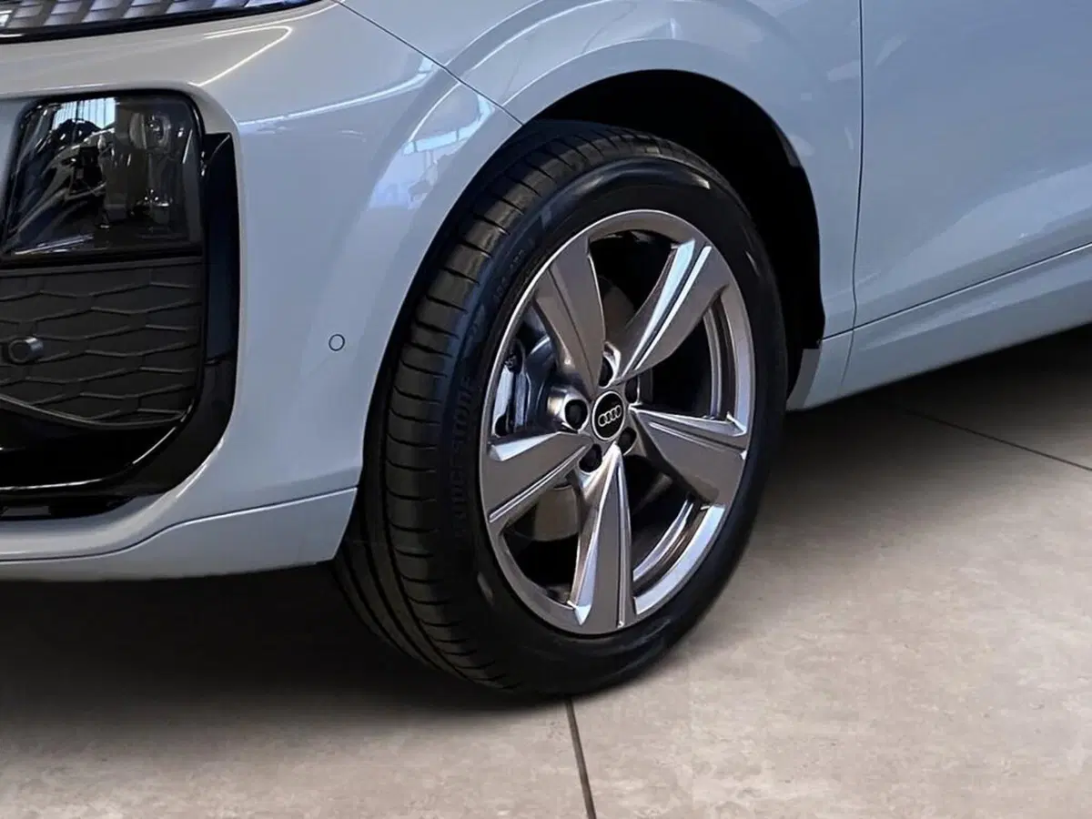 Audi Q3 Sportback nuova a Torino (15)
