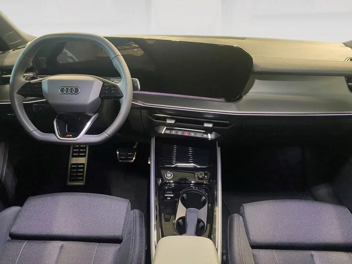 Audi Q3 Sportback nuova a Torino (6)