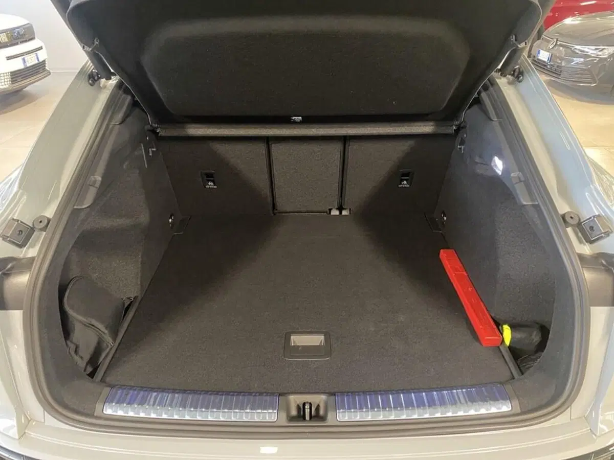 Audi Q3 Sportback nuova a Torino (9)