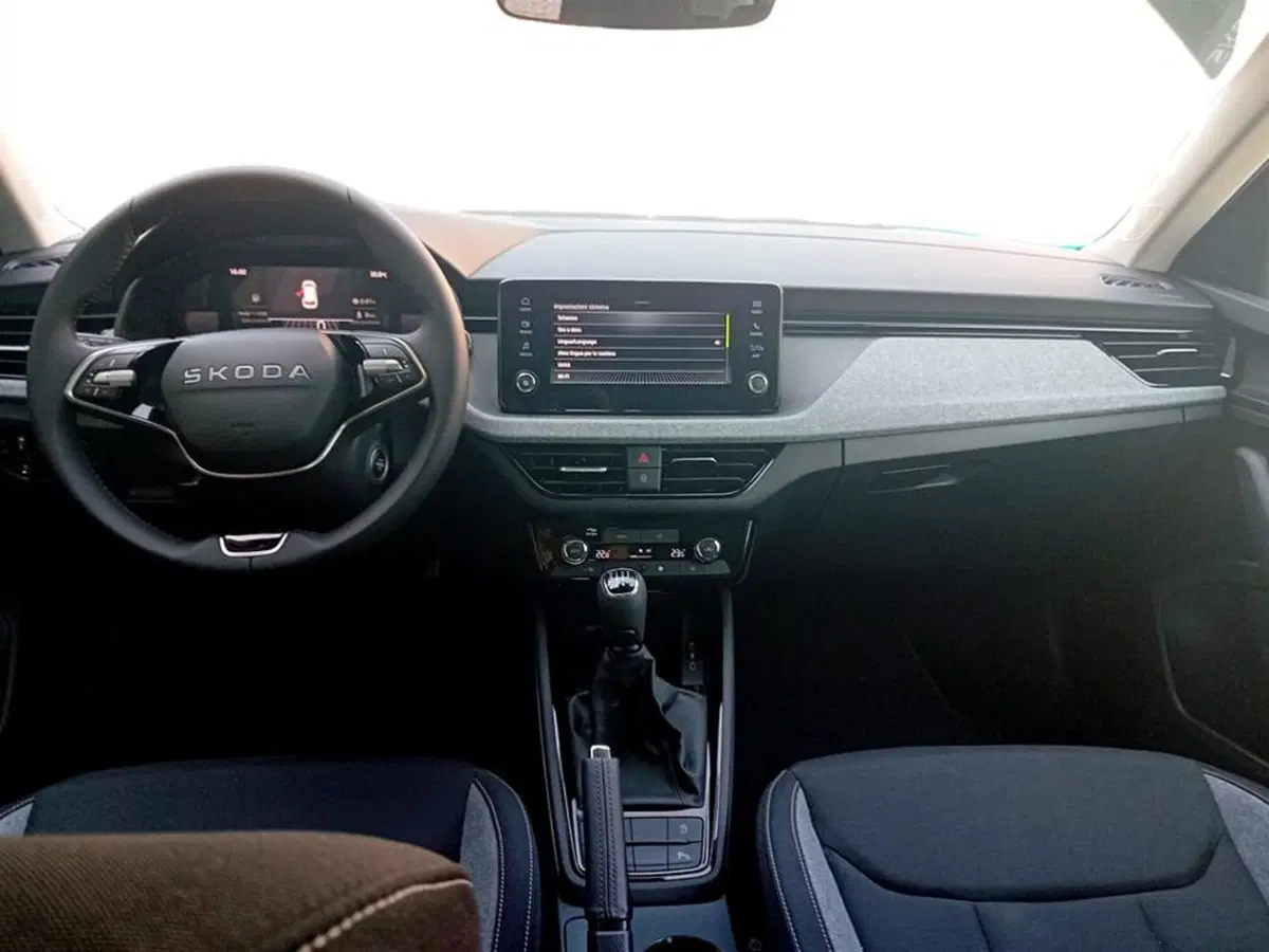Skoda Kamiq nuova a Piacenza (13)