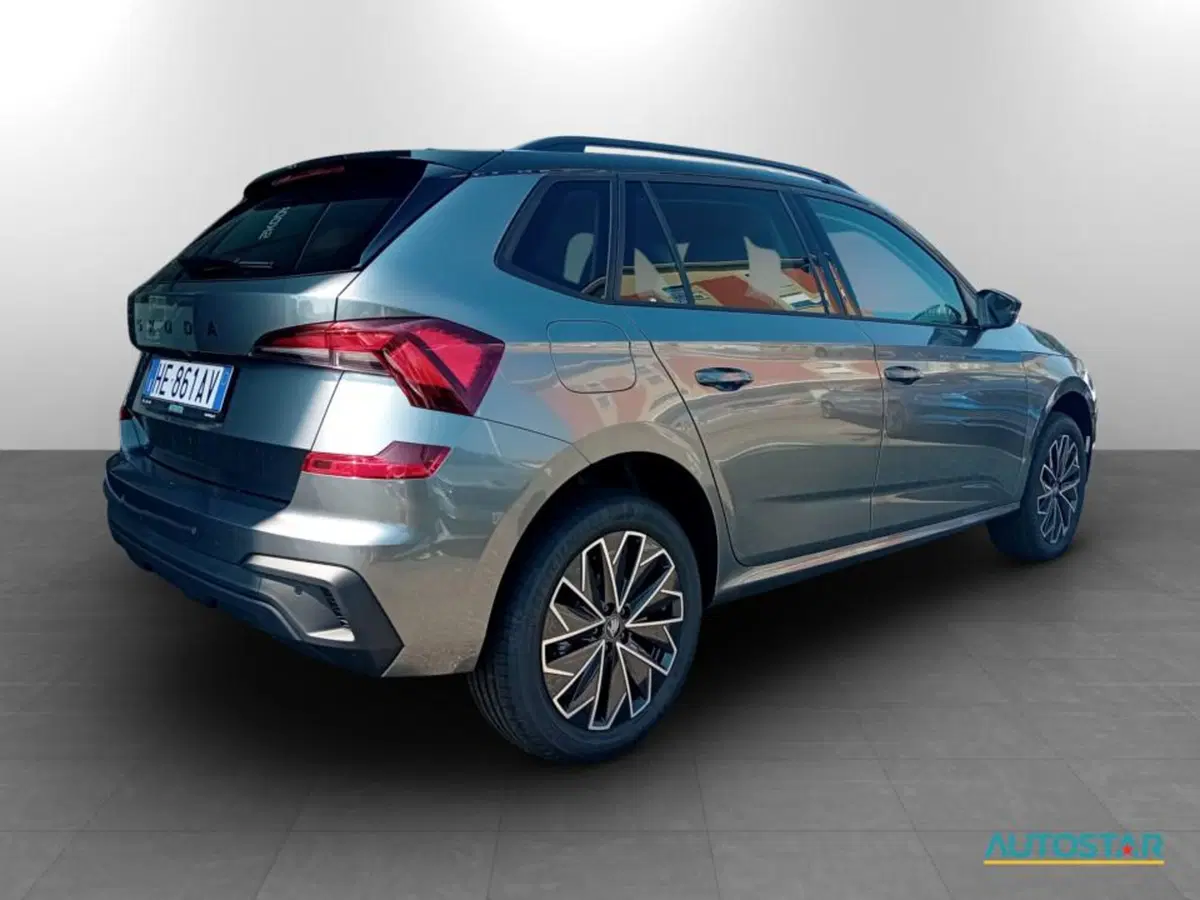 Skoda Kamiq nuova a Piacenza (6)