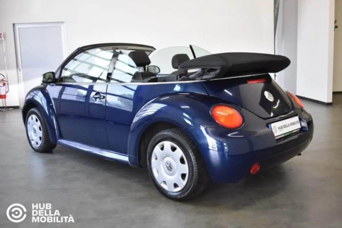 Volkswagen New Beetle Cabrio usata a Perugia (9)