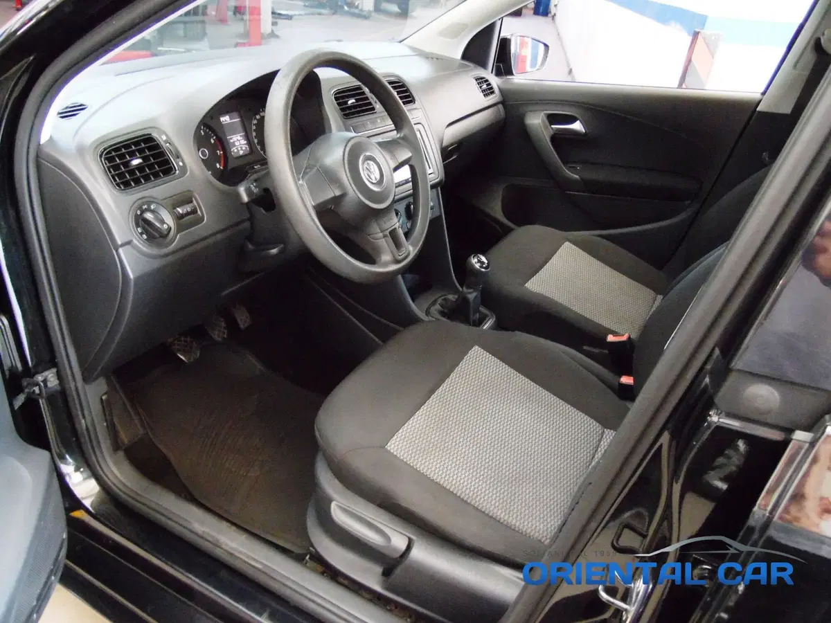 Volkswagen Polo usata a La Spezia (8)