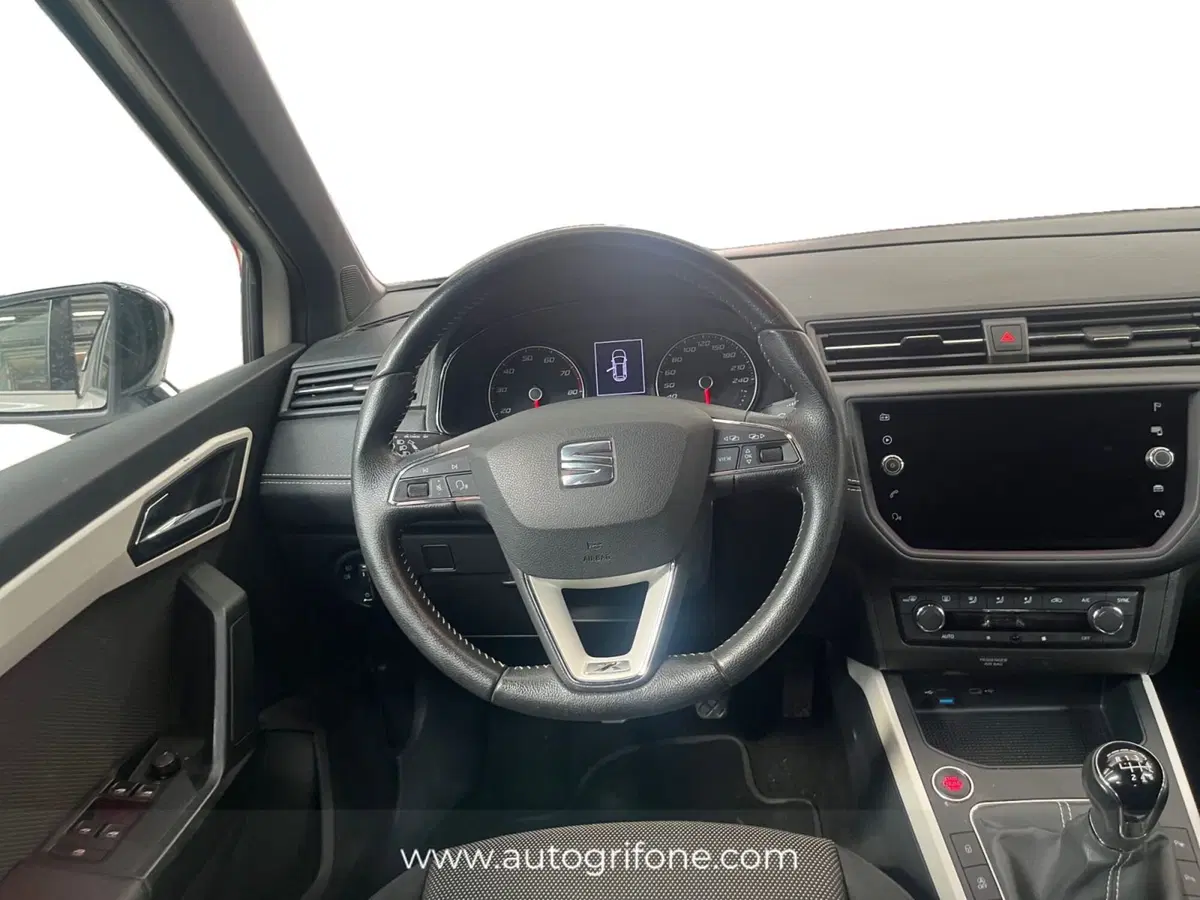 SEAT Arona usata a Modena (12)