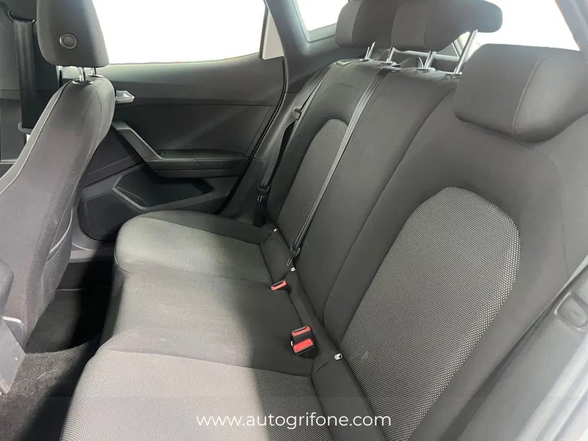 SEAT Arona usata a Modena (13)