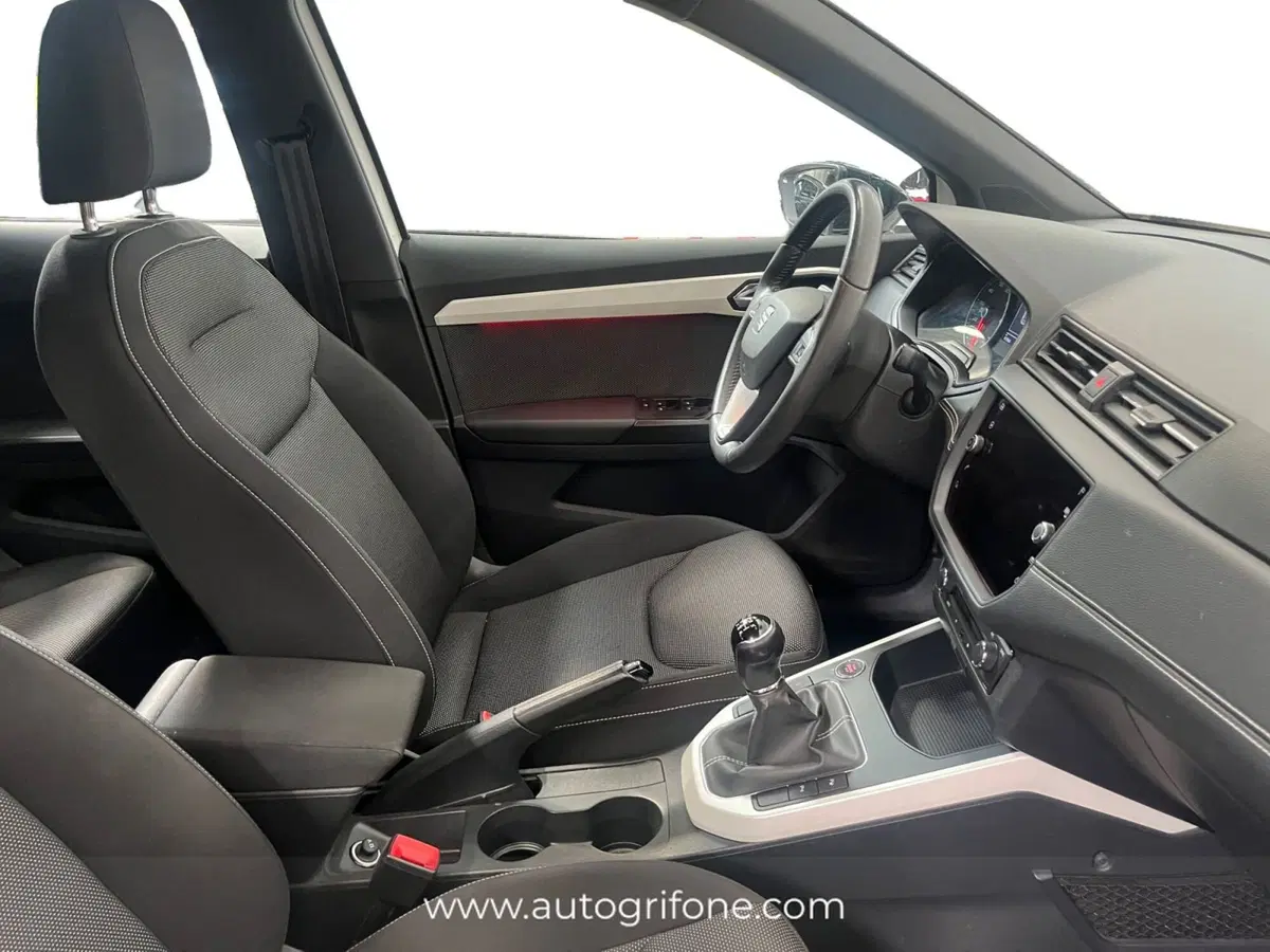 SEAT Arona usata a Modena (15)