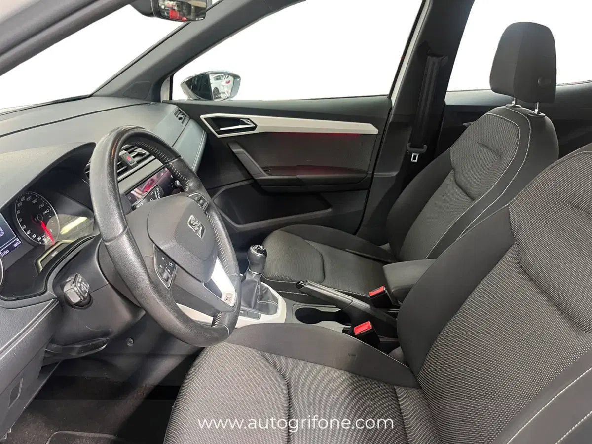 SEAT Arona usata a Modena (9)