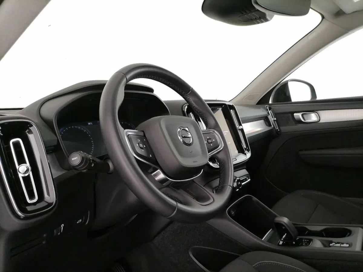 VOLVO Veicoli Commerciali XC40 usata a Roma (12)