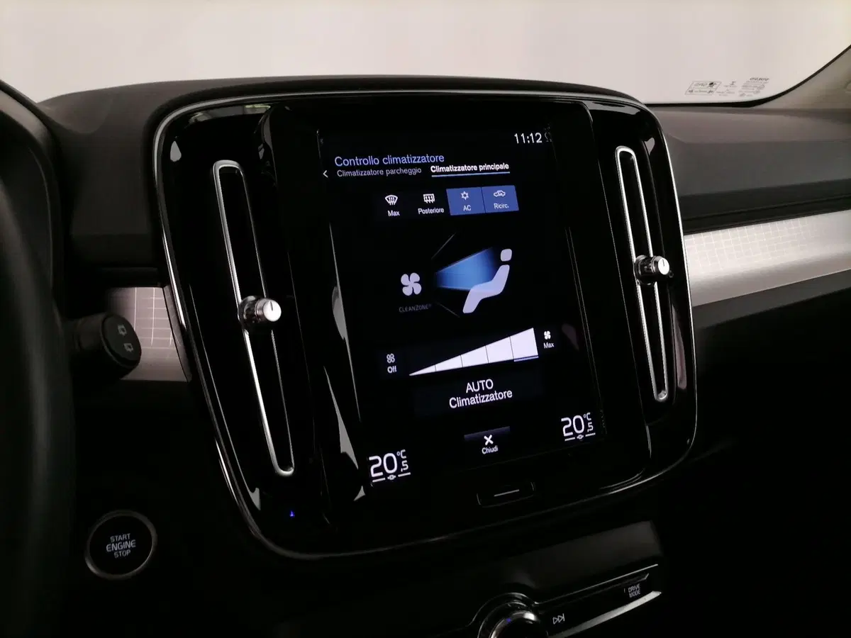 VOLVO Veicoli Commerciali XC40 usata a Roma (16)