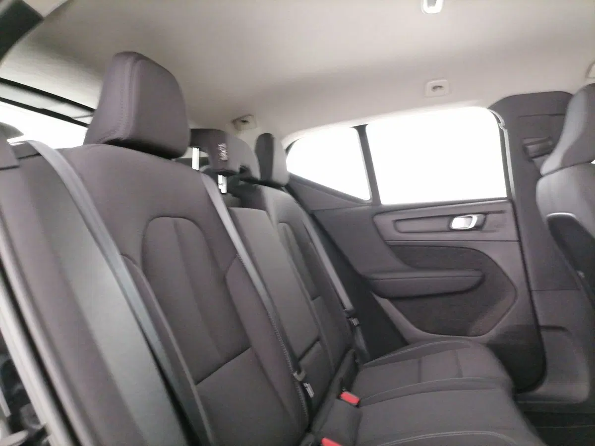 VOLVO Veicoli Commerciali XC40 usata a Roma (8)