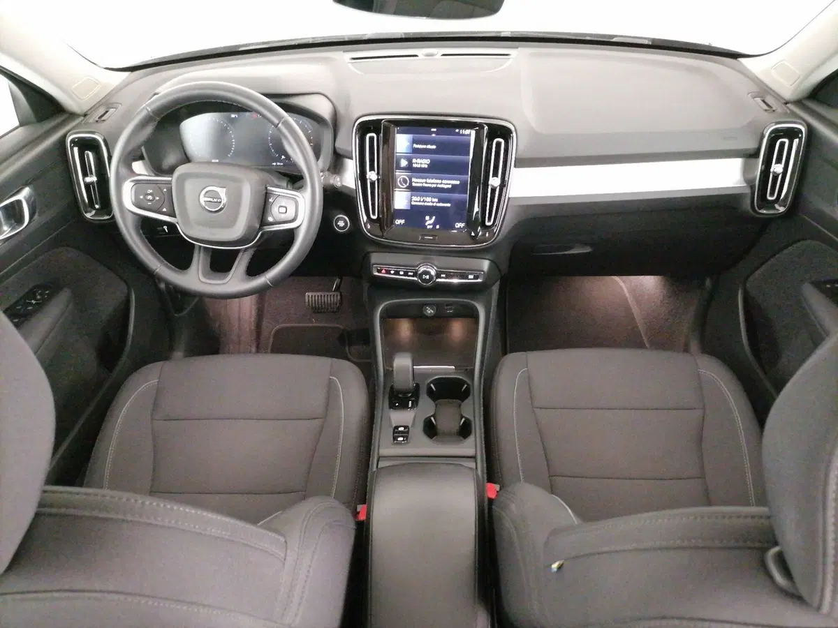 VOLVO Veicoli Commerciali XC40 usata a Roma (9)