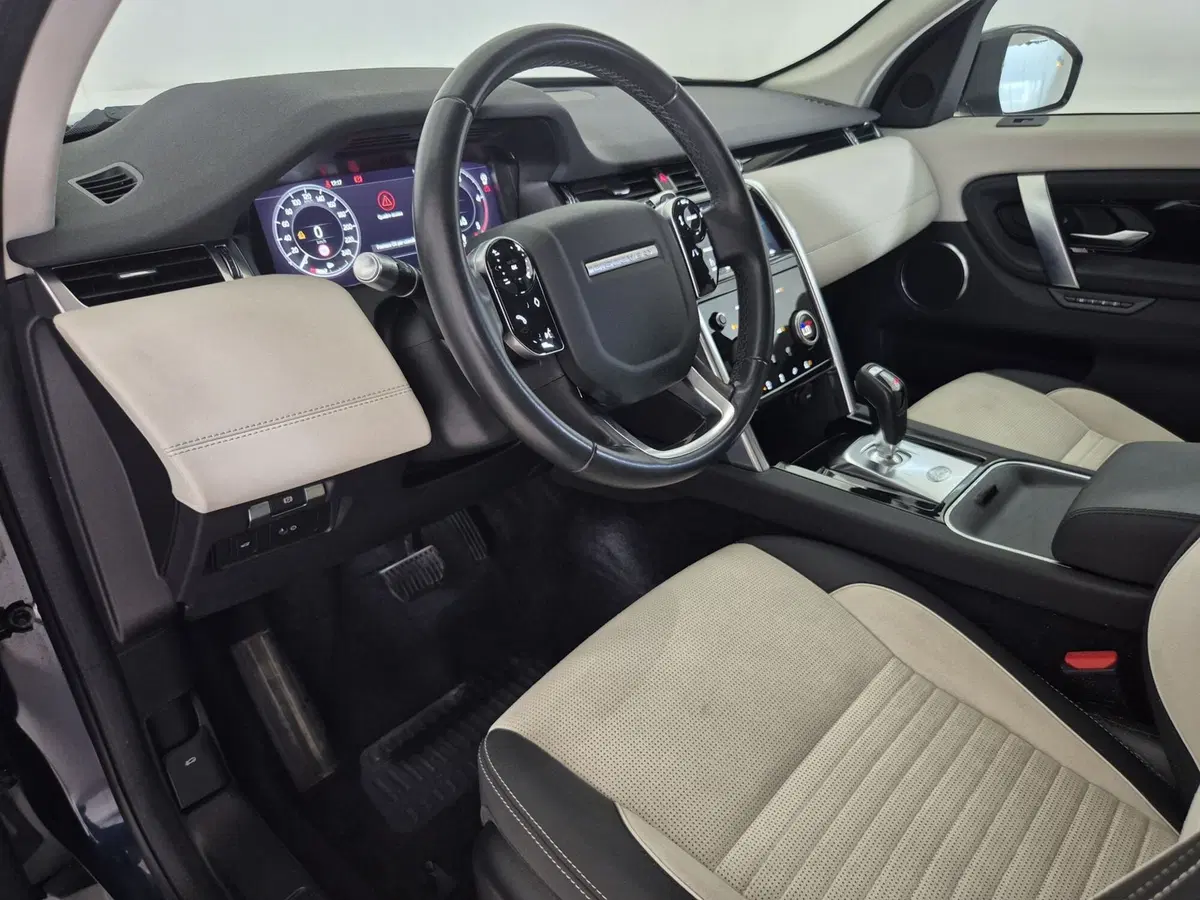 Land Rover Discovery Sport usata a Alessandria (17)
