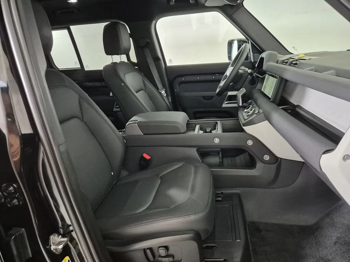 Land Rover Defender usata a Torino (3)