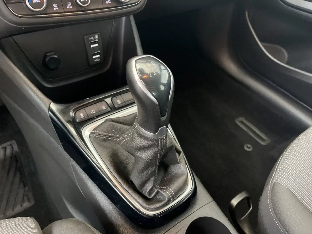 Opel Crossland usata a Torino (12)