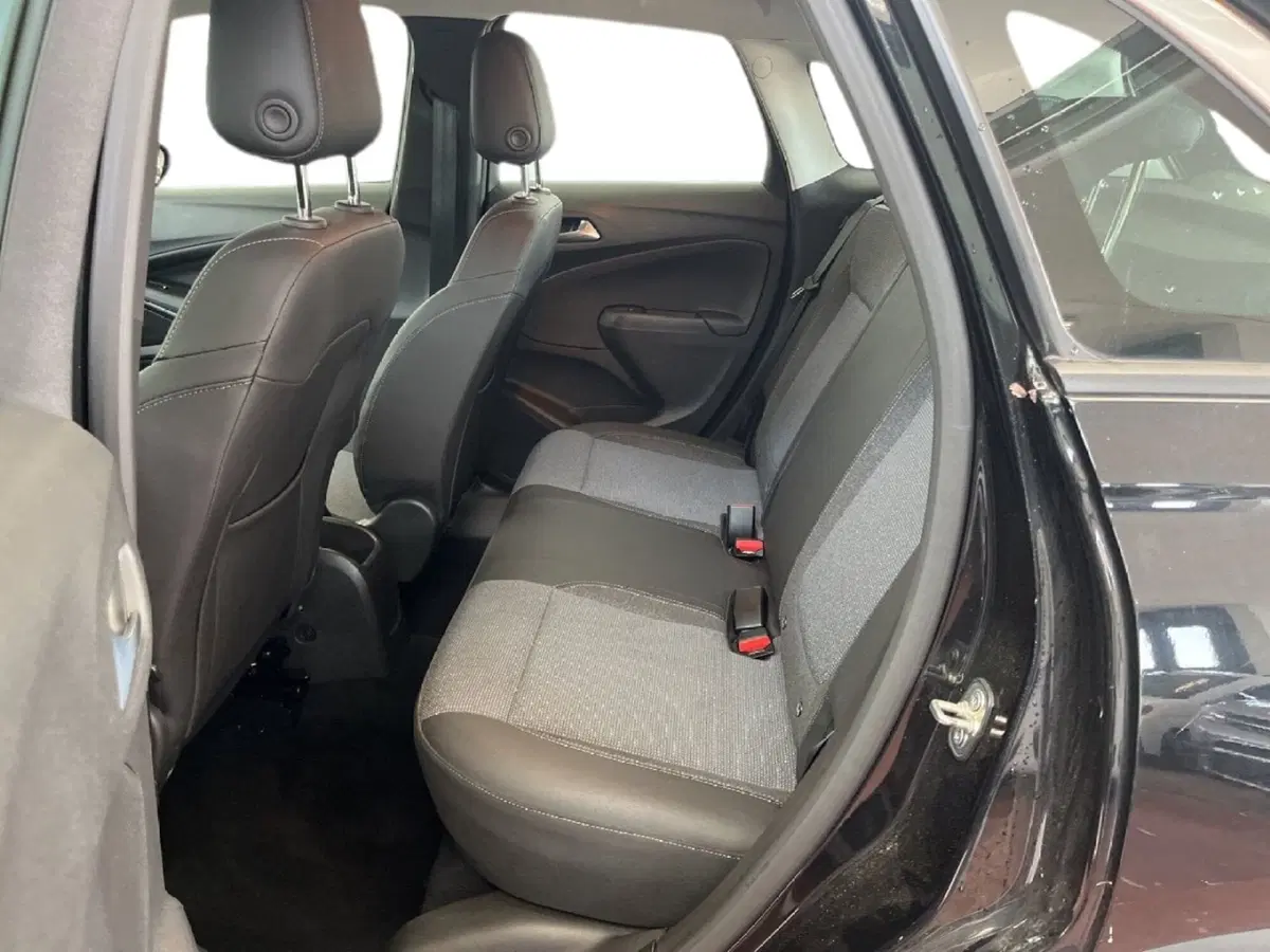 Opel Crossland usata a Torino (8)