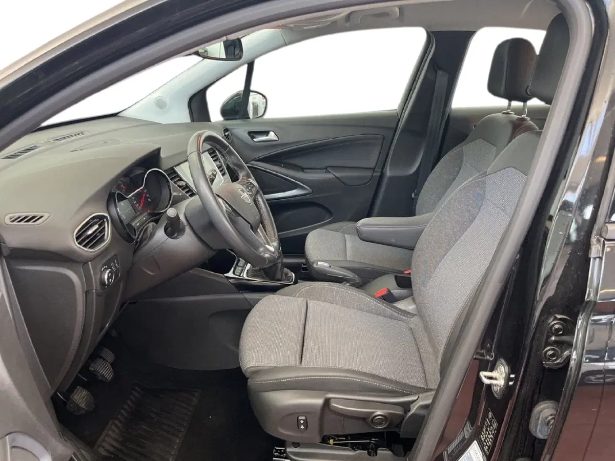 Opel Crossland usata a Torino (9)