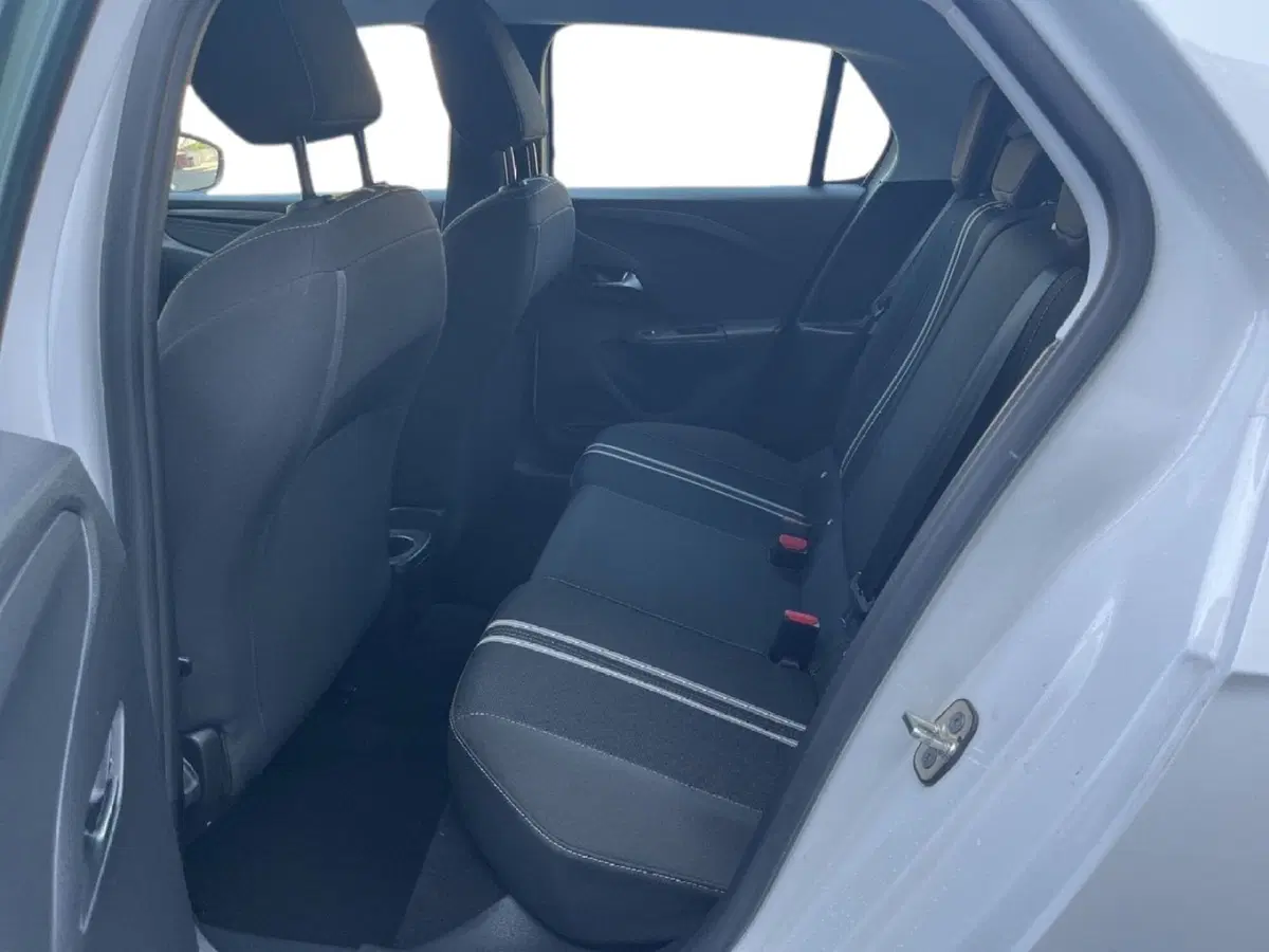 Opel Corsa usata a Torino (9)