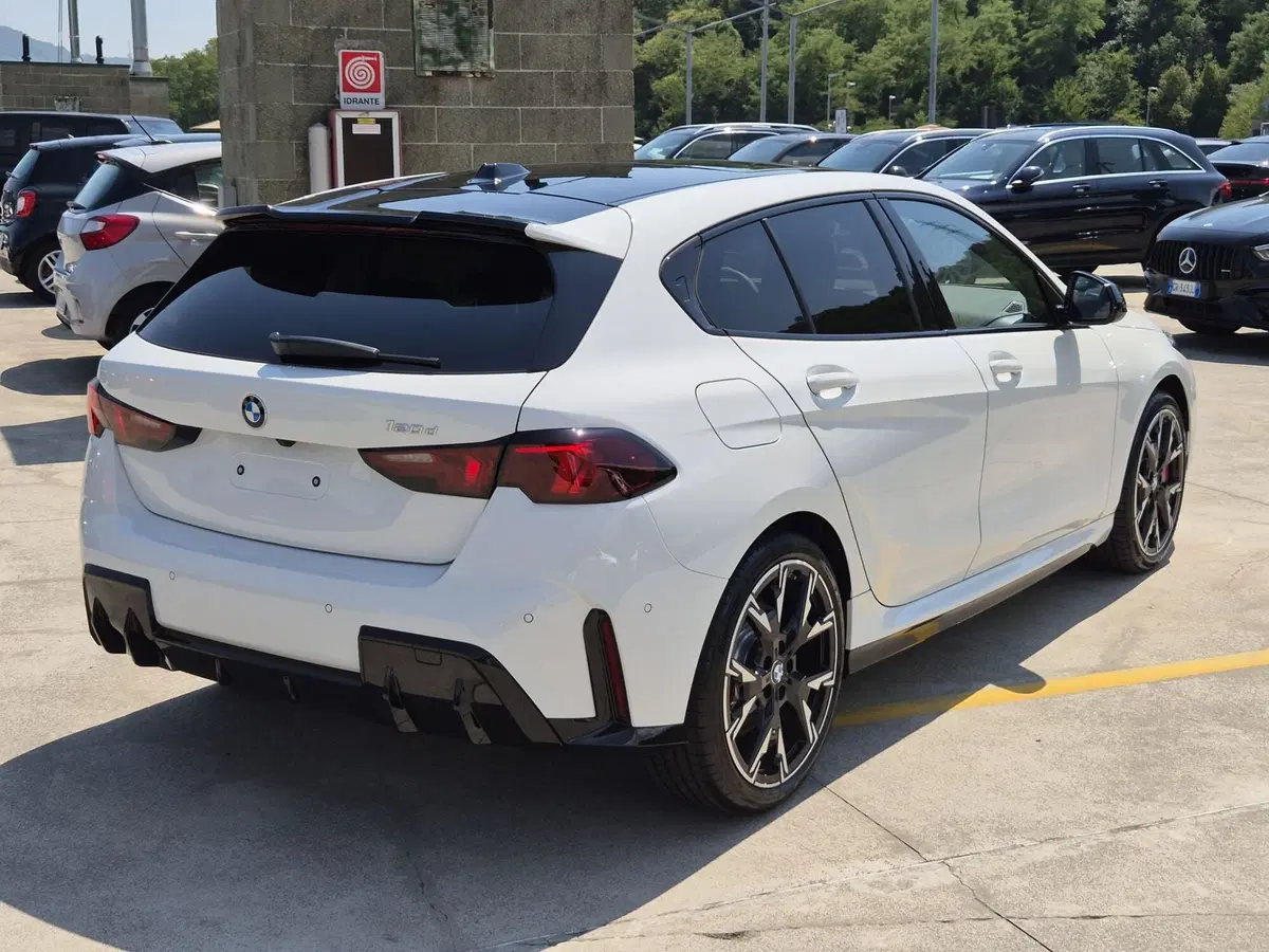 BMW Serie 1 nuova  (4)