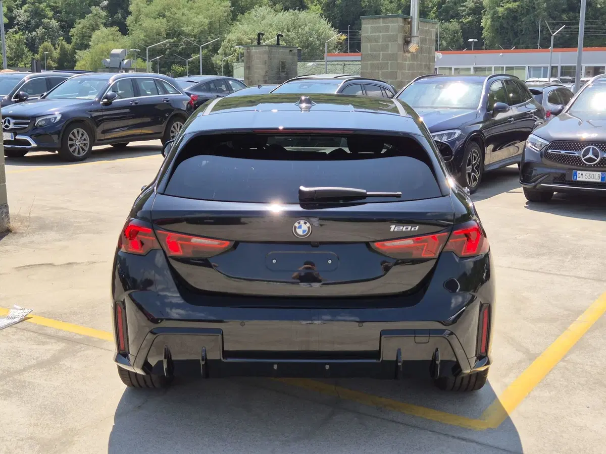 BMW Serie 1 nuova  (3)