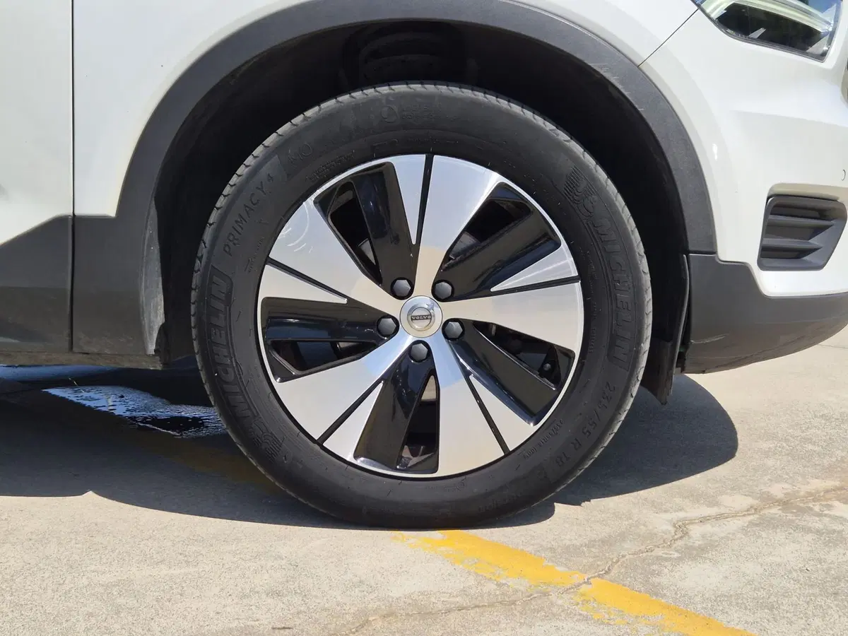 Volvo XC40 usata  (13)