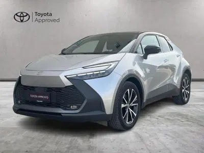 Toyota Toyota C-HR 2.0 phev Trend fwd e-cvt del 2025 usata a Ragusa