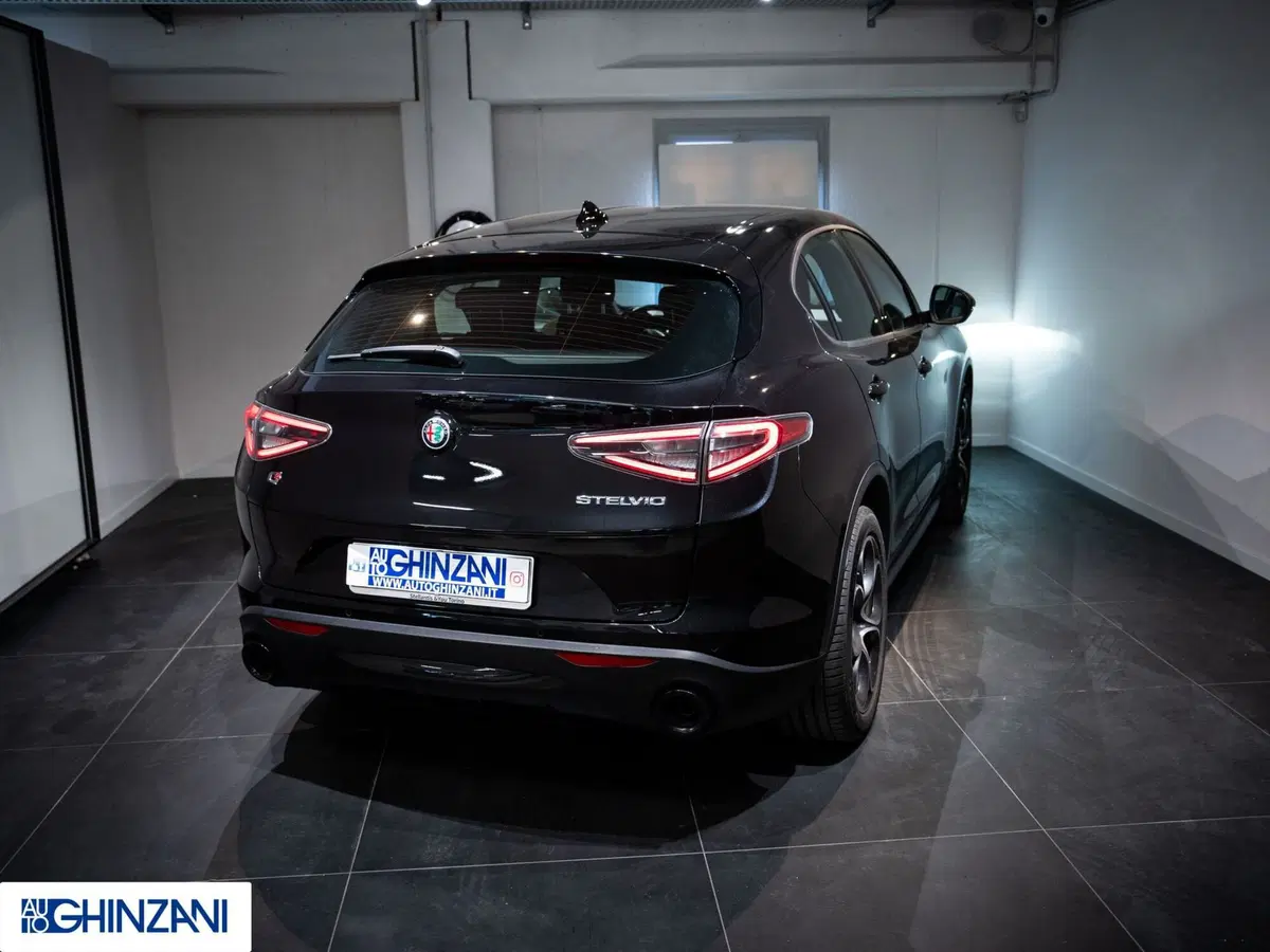 Alfa Romeo Stelvio usata a Bergamo (7)