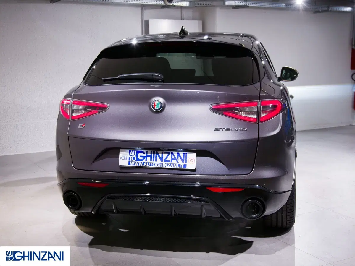 Alfa Romeo Stelvio usata a Bergamo (6)