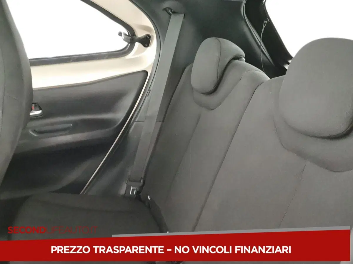Toyota Aygo X usata a Chieti (13)