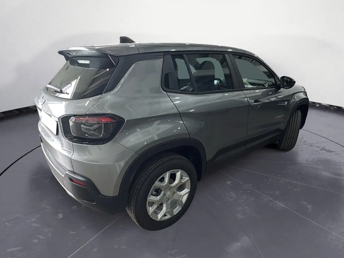 Jeep Avenger nuova a Agrigento (6)