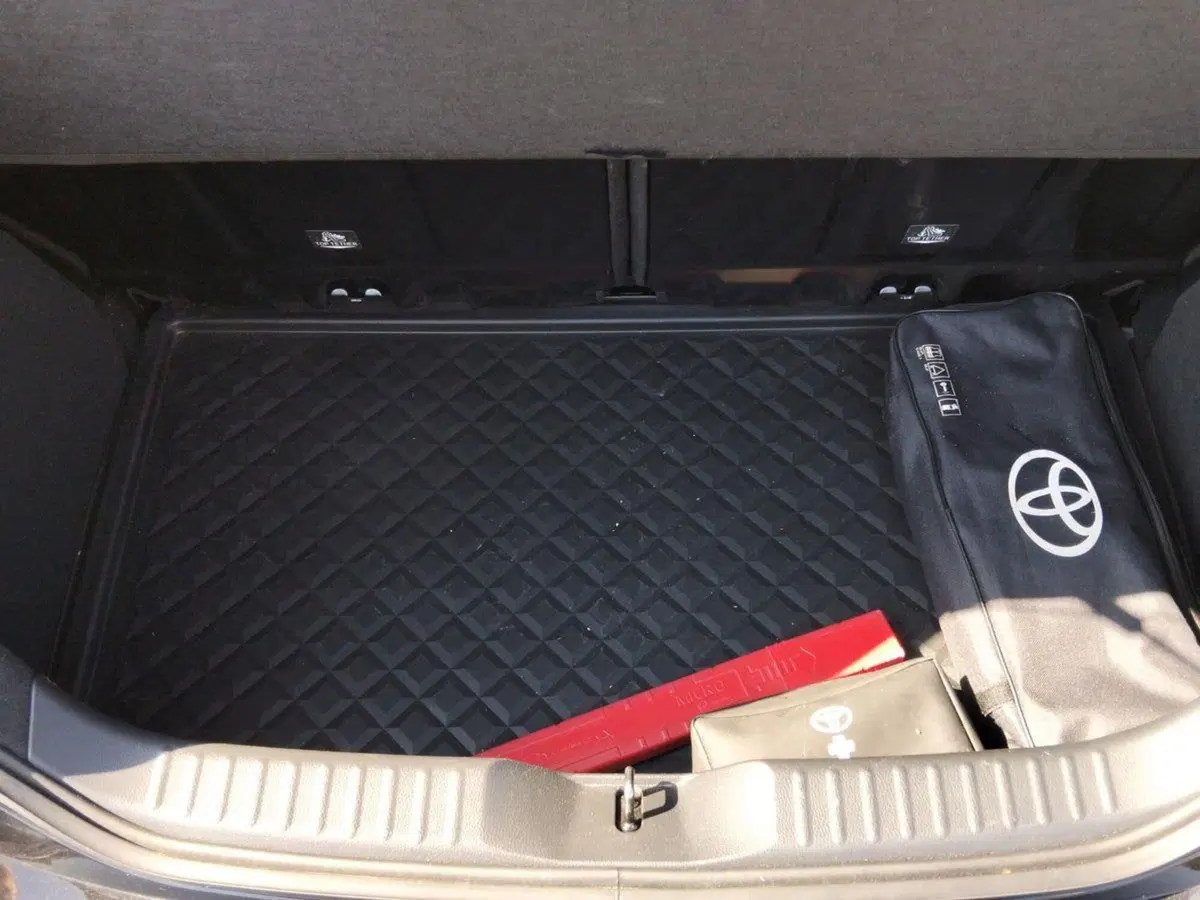 Toyota Aygo X usata a Frosinone (6)