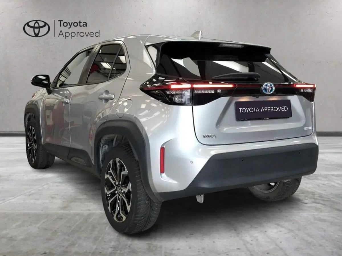 Toyota Yaris Cross usata a Roma (5)