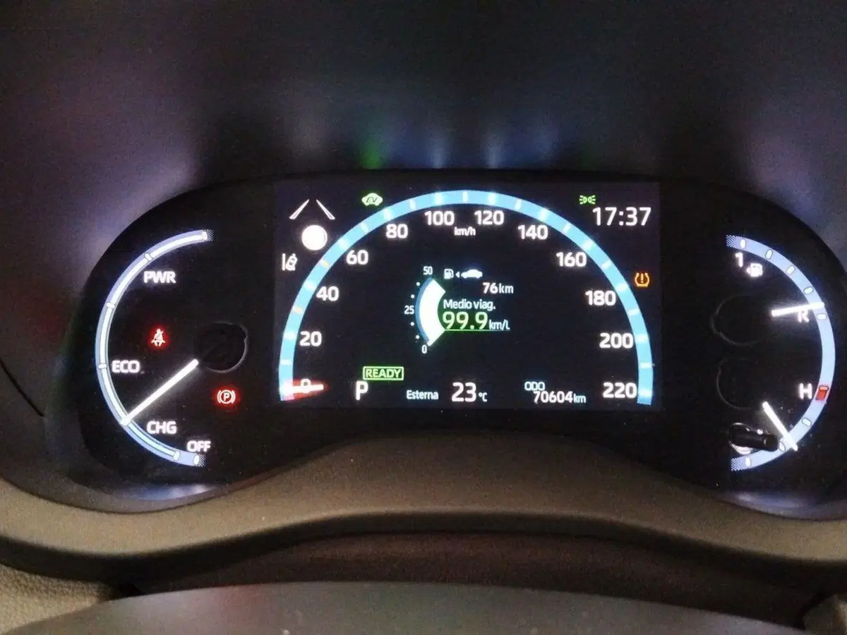 Toyota Yaris Cross usata a Roma (9)