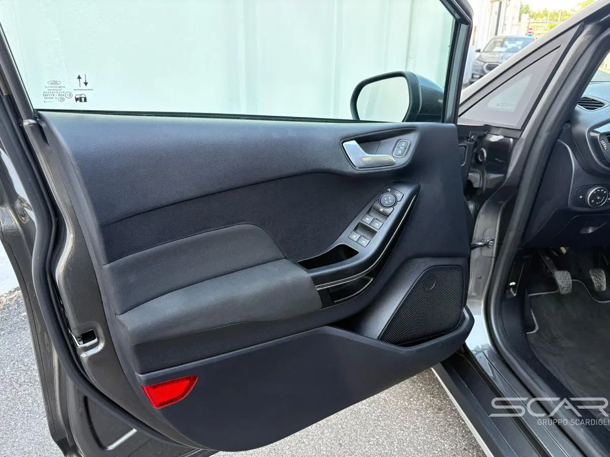 Ford Fiesta usata a Livorno (14)