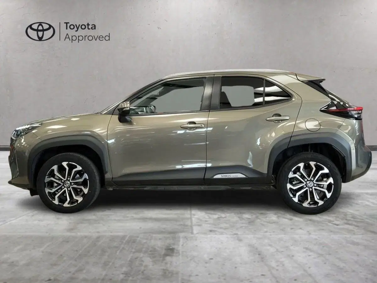 Toyota Yaris Cross usata a Roma (3)