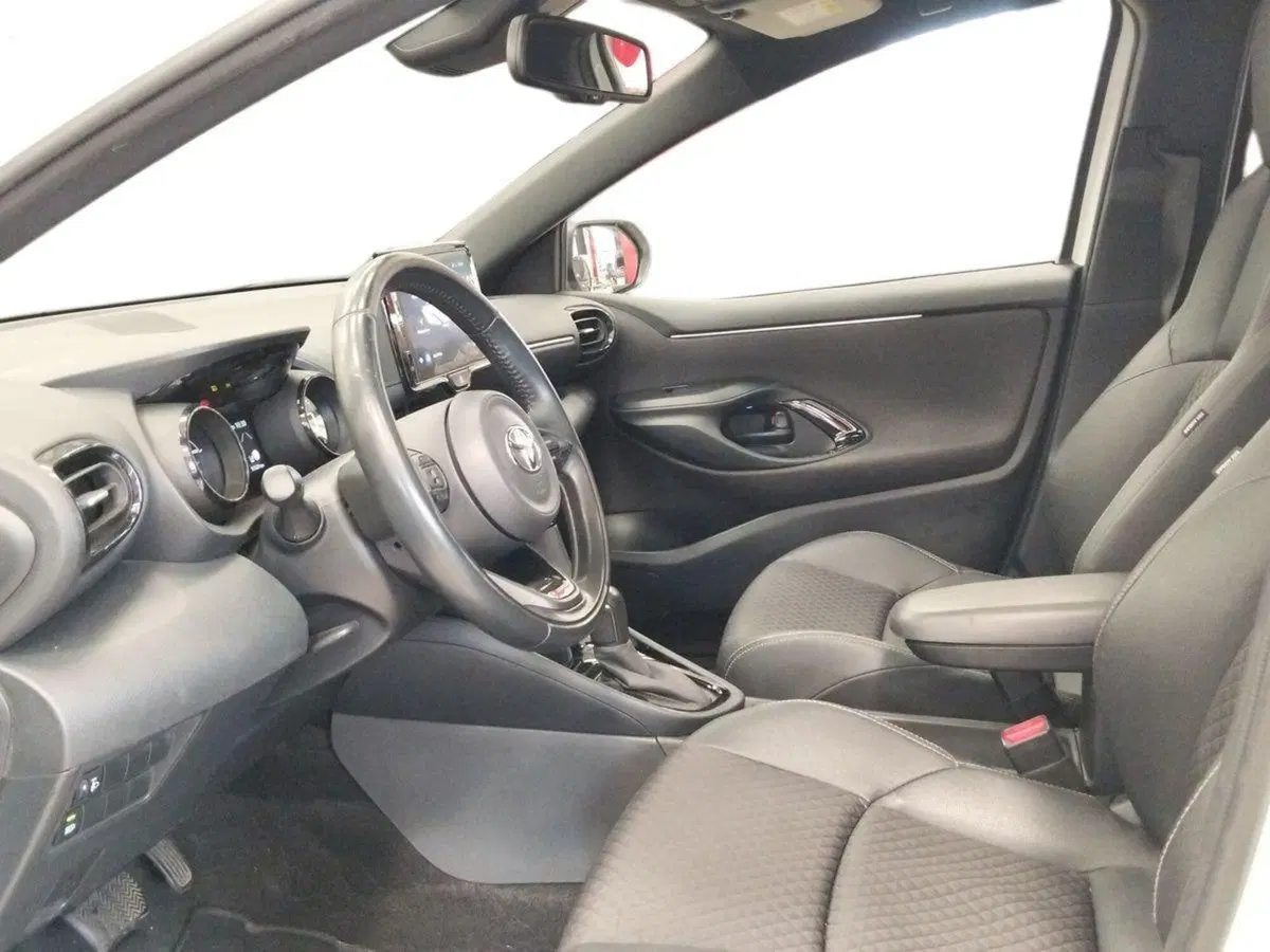 Toyota Yaris usata a Roma (7)