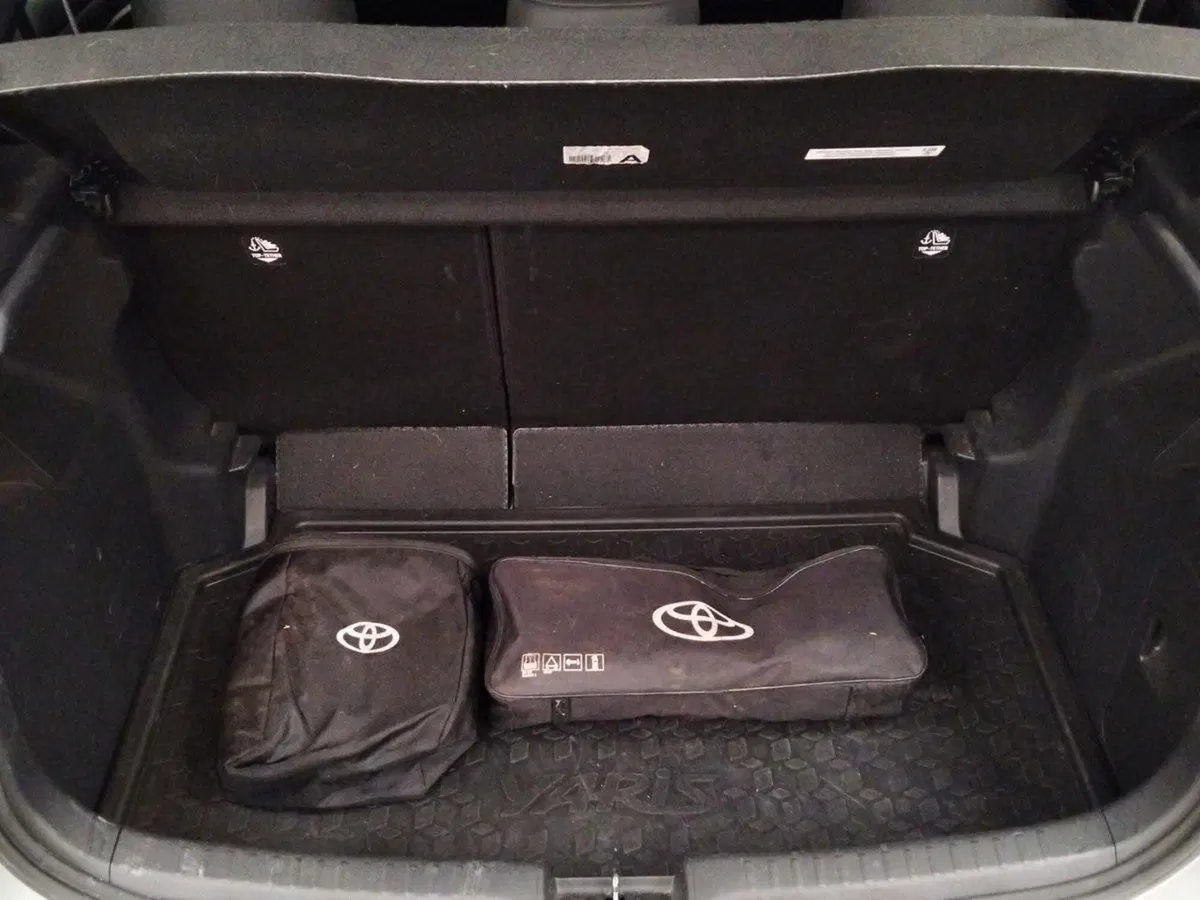 Toyota Yaris usata a Roma (6)