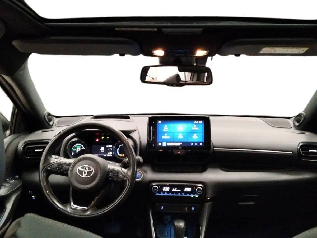 Toyota Yaris usata a Roma (8)
