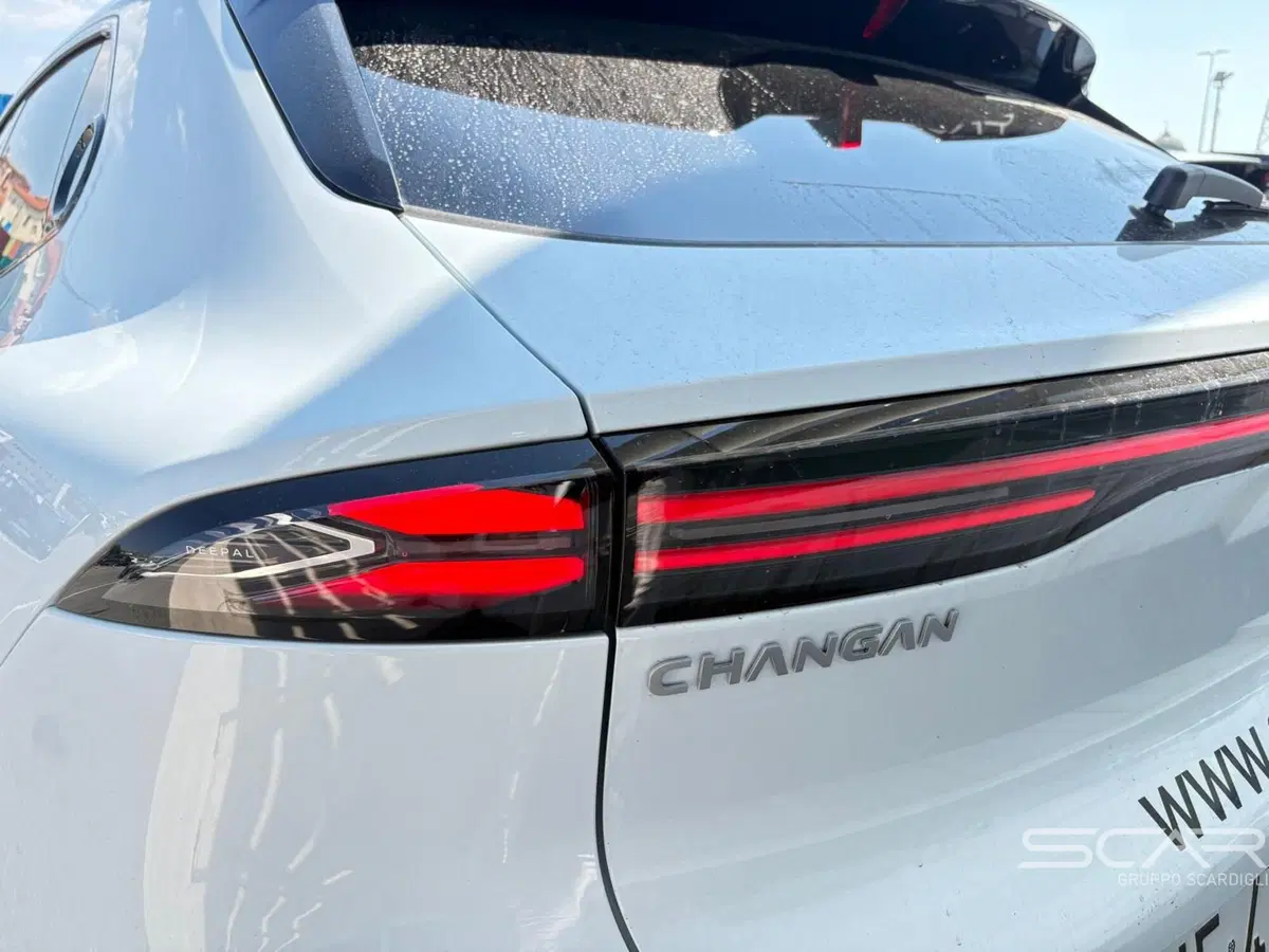 Changan Deepal S05 nuova a Livorno (15)